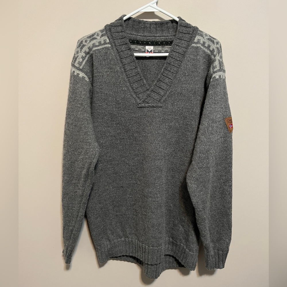 Dale of Norway Grey Wool V-Neck Sweater, size XL